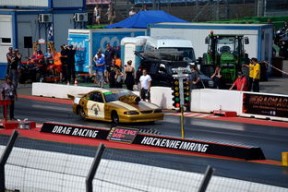 九游官网主页-世界青少年体育卡丁车锦标赛激情碰撞，全国青少年卡丁车运动委员会