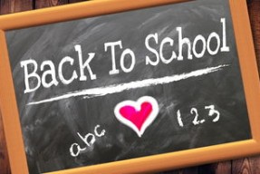 九游app官网下载-校园体育活动对学生心理健康及情绪调节的影响，分析学校体育对学生身心和社会适应的影响