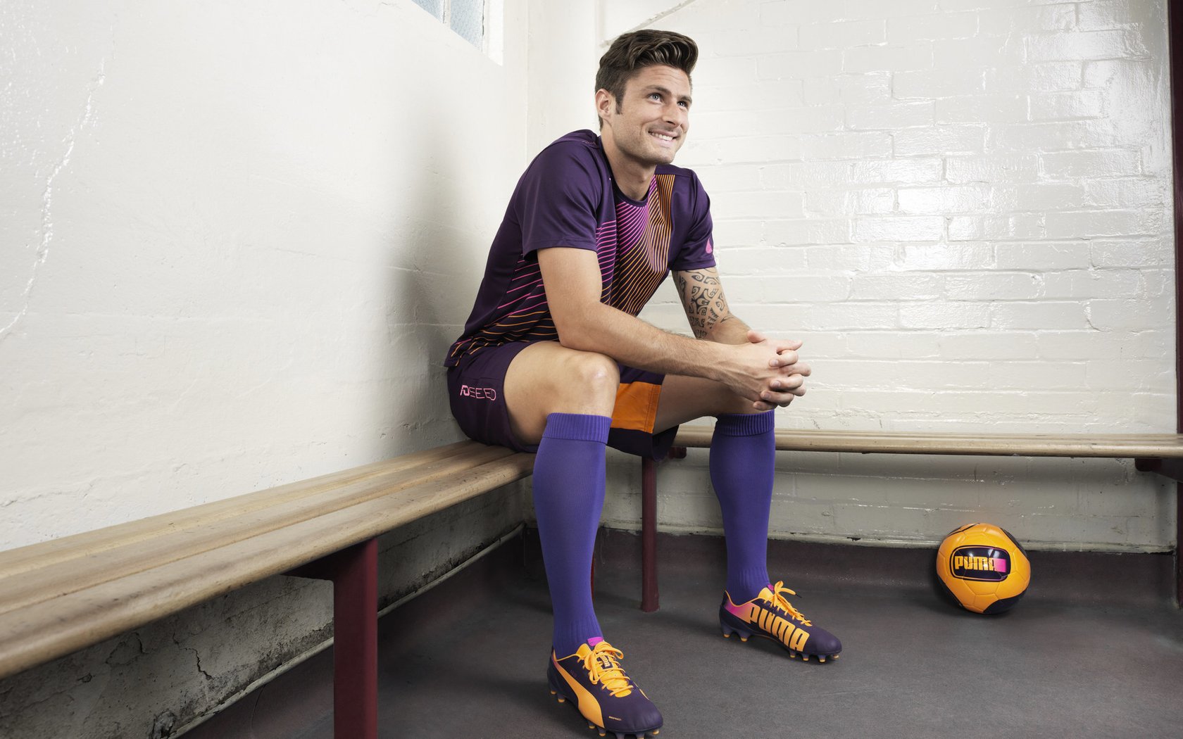 尤文图斯引入新援,中场实力瞬间提升