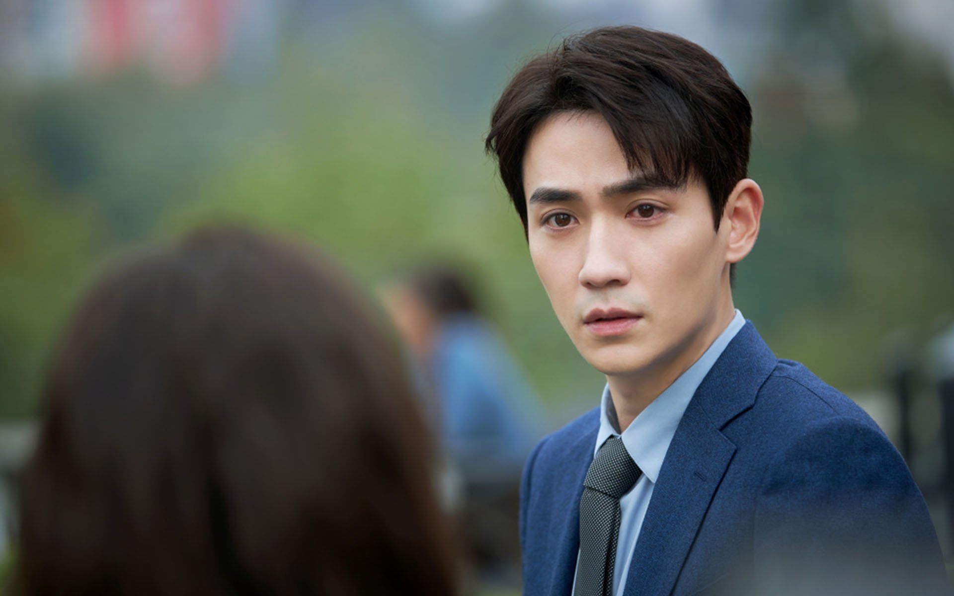 队员在媒体采访中表达信心强调团队凝聚力是制胜关键，员工遇到媒体采访应该怎么做