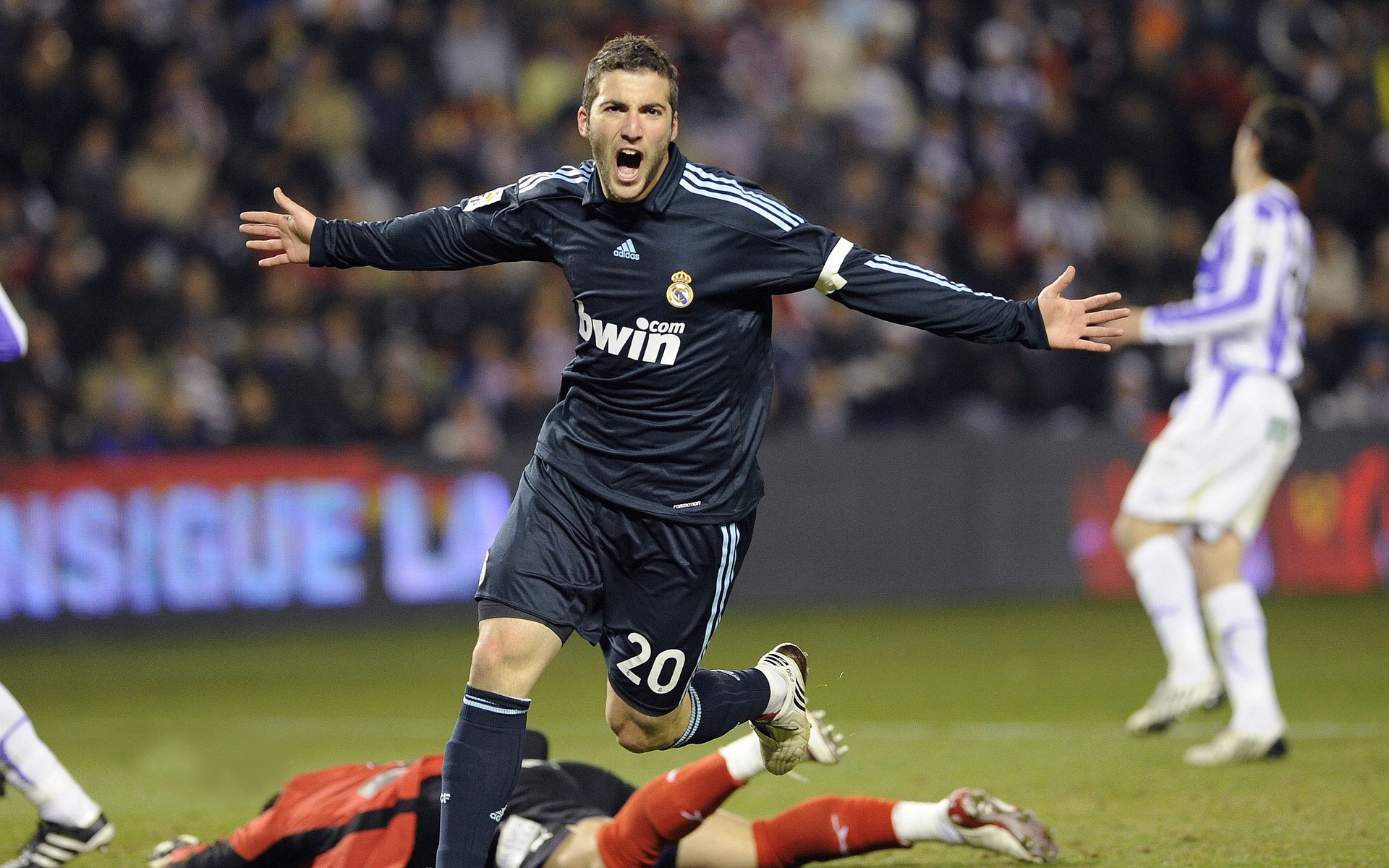 世界室内五人制足球锦标赛 中国队首次小组出线 无缘八强仍创历史